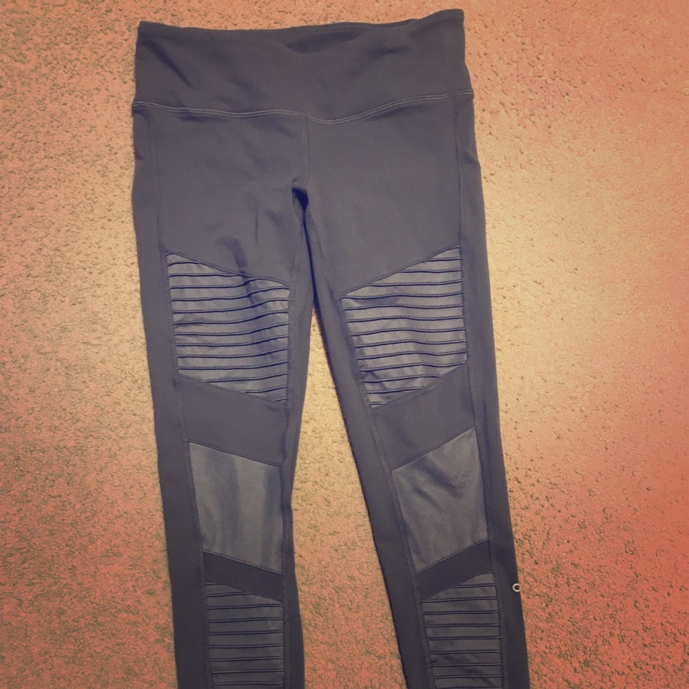 Alo Yoga Moto Leggings